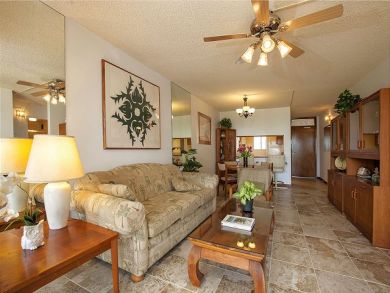 A Wonderful 2 Bedroom Condo with Pacific Views.